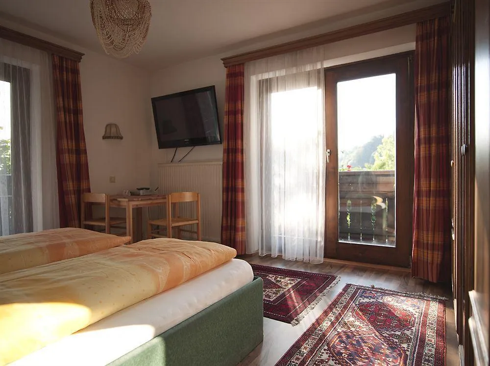 Gaestehaus Eva-Maria Salzburg 3*,  Austria