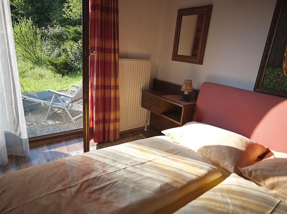 Gaestehaus Eva-Maria Salisburgo 3*,  Austria